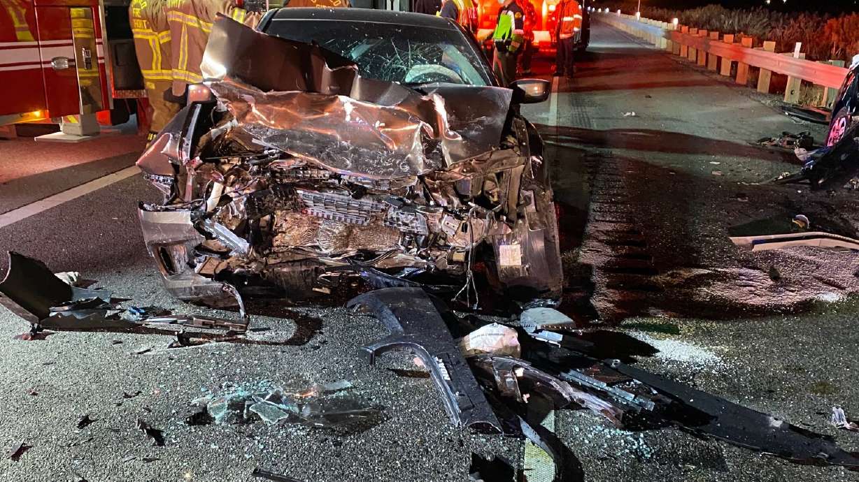 2 hospitalized after head-on collision near Magna