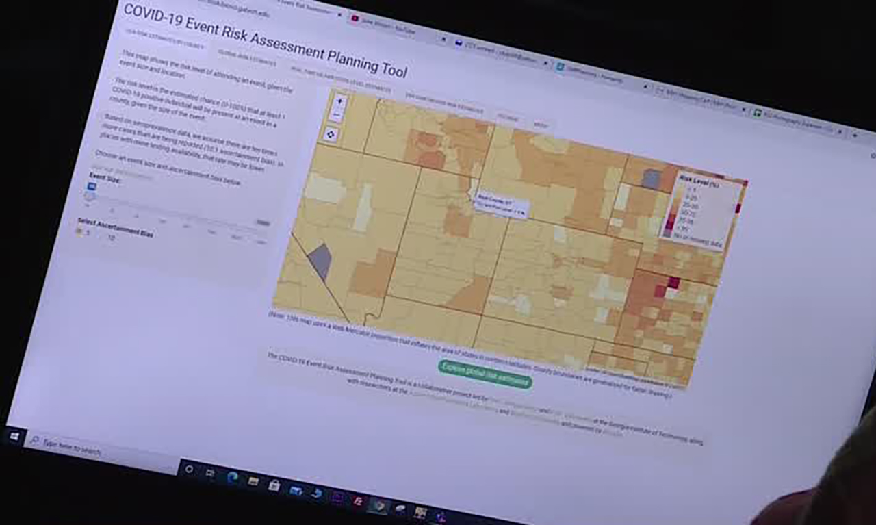 Interactive map shows risk of contracting COVID-19 at events based on crowd size.
