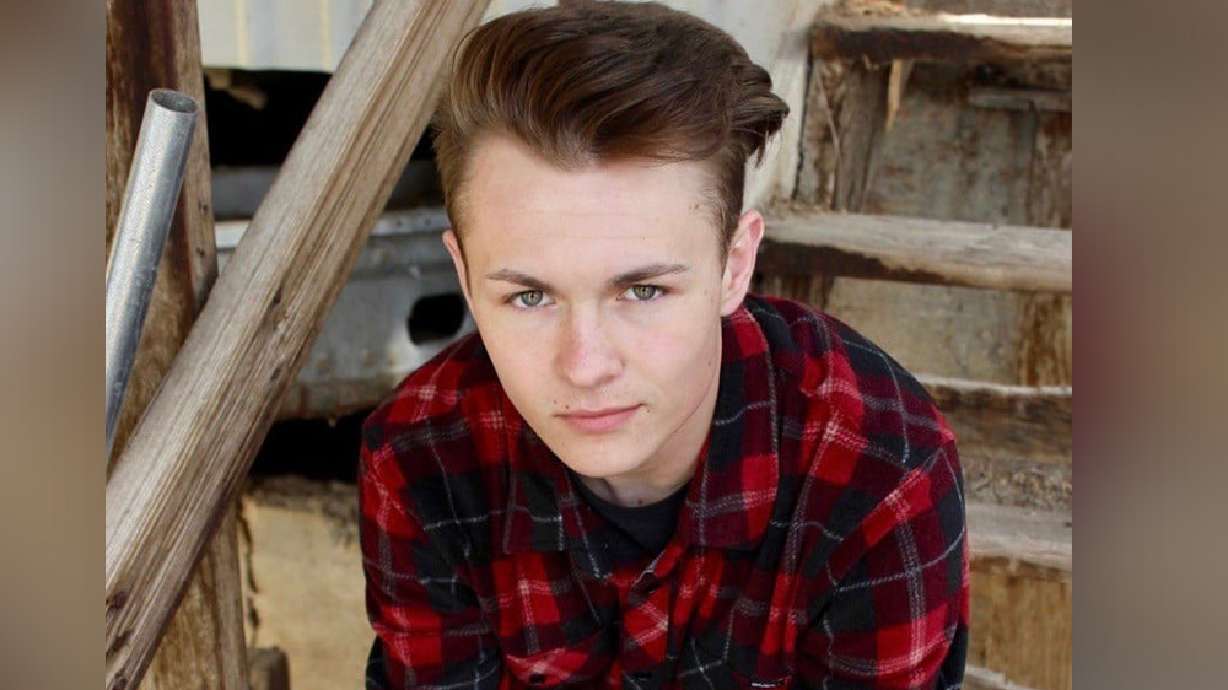 Police identify 19-year-old motorcyclist killed in Mapleton crash