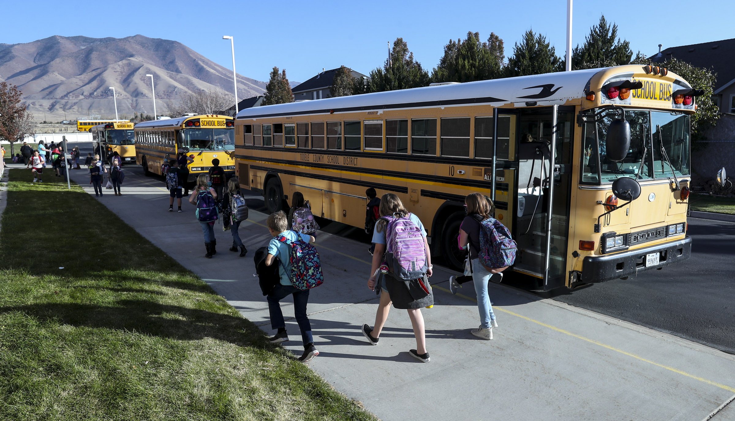 Utah public school enrollment drops for the 1st time in 20 years