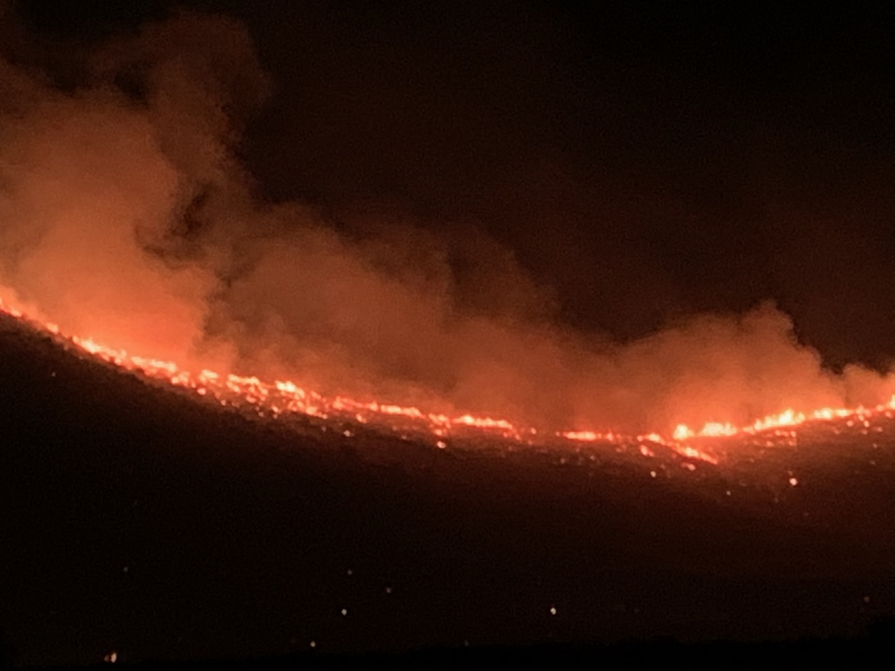 Wildfire updates: Evacuations center opened for Snow Canyon Fire in Washington County