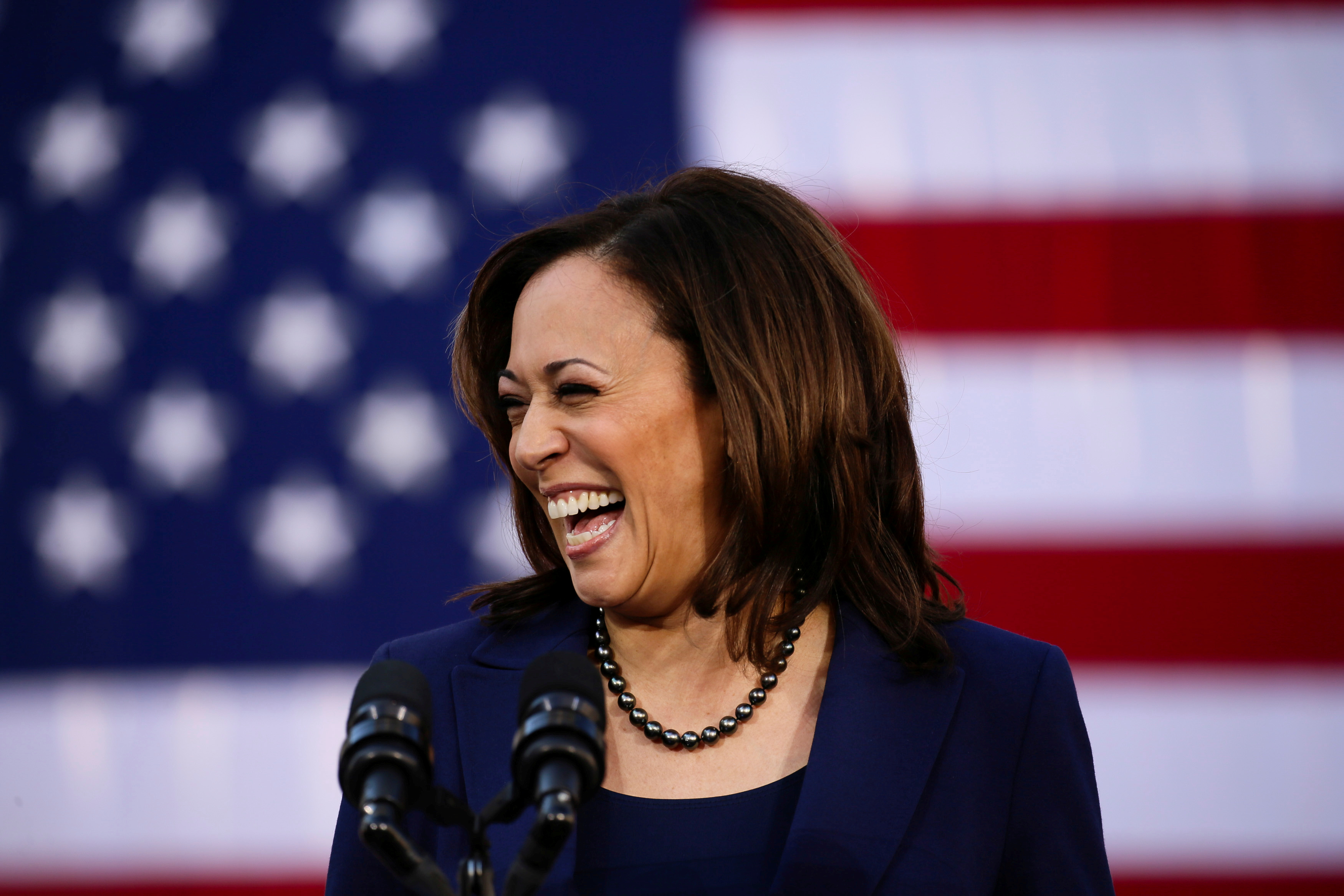 FILE PHOTO: U.S. Senator Kamala Harris launches her campaign for President of the United States at a rally at Frank H. Ogawa Plaza in her hometown of Oakland, California, U.S., January 27, 2019. REUTERS/Elijah Nouvelage
