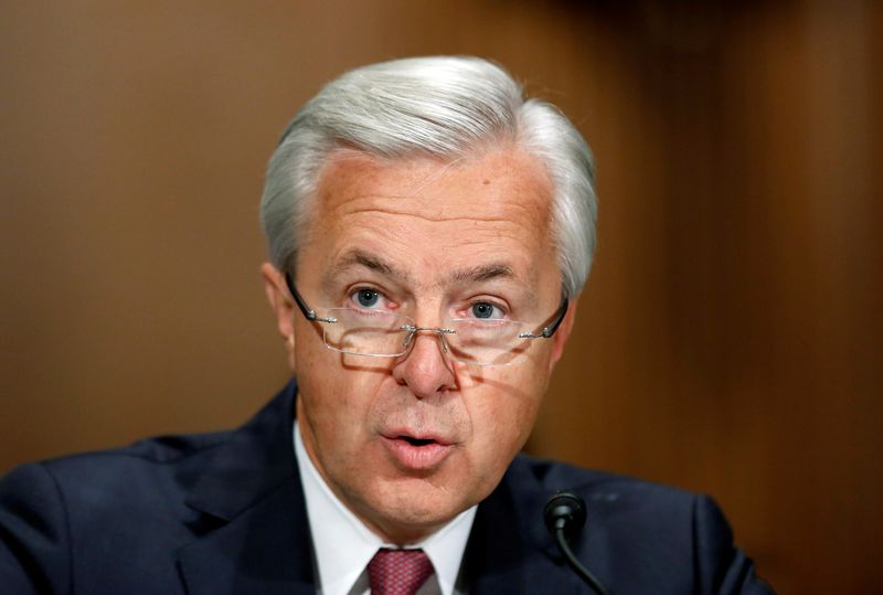 FILE PHOTO: Wells Fargo CEO John Stumpf testifies before a Senate Banking Committee hearing on the firm's sales practices on Capitol Hill in Washington, U.S., September 20, 2016.   REUTERS/Gary Cameron/File Photo