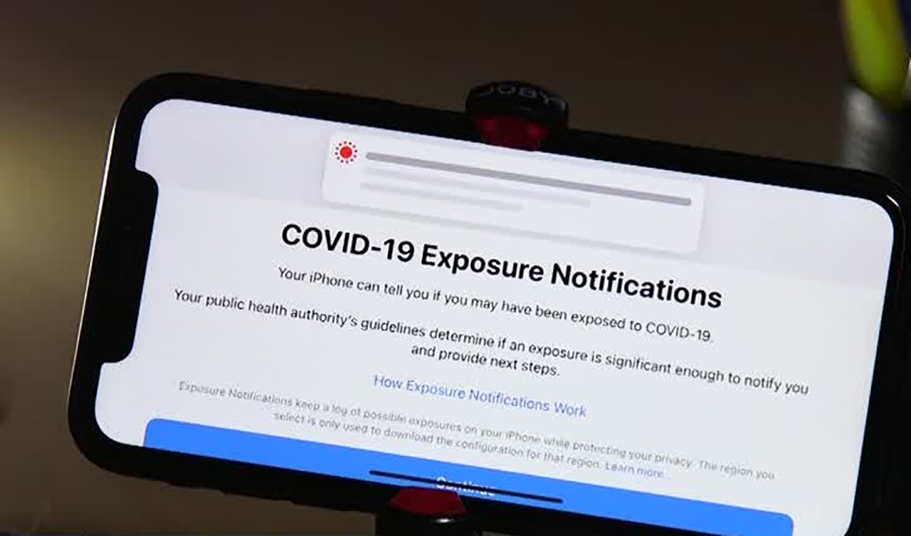 The Notification Express tool allows your phone to “talk” to other phones enabled with the Bluetooth feature.