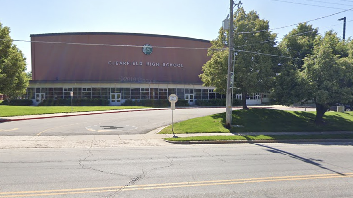 More Utah schools pivot to online learning as coronavirus cases increase