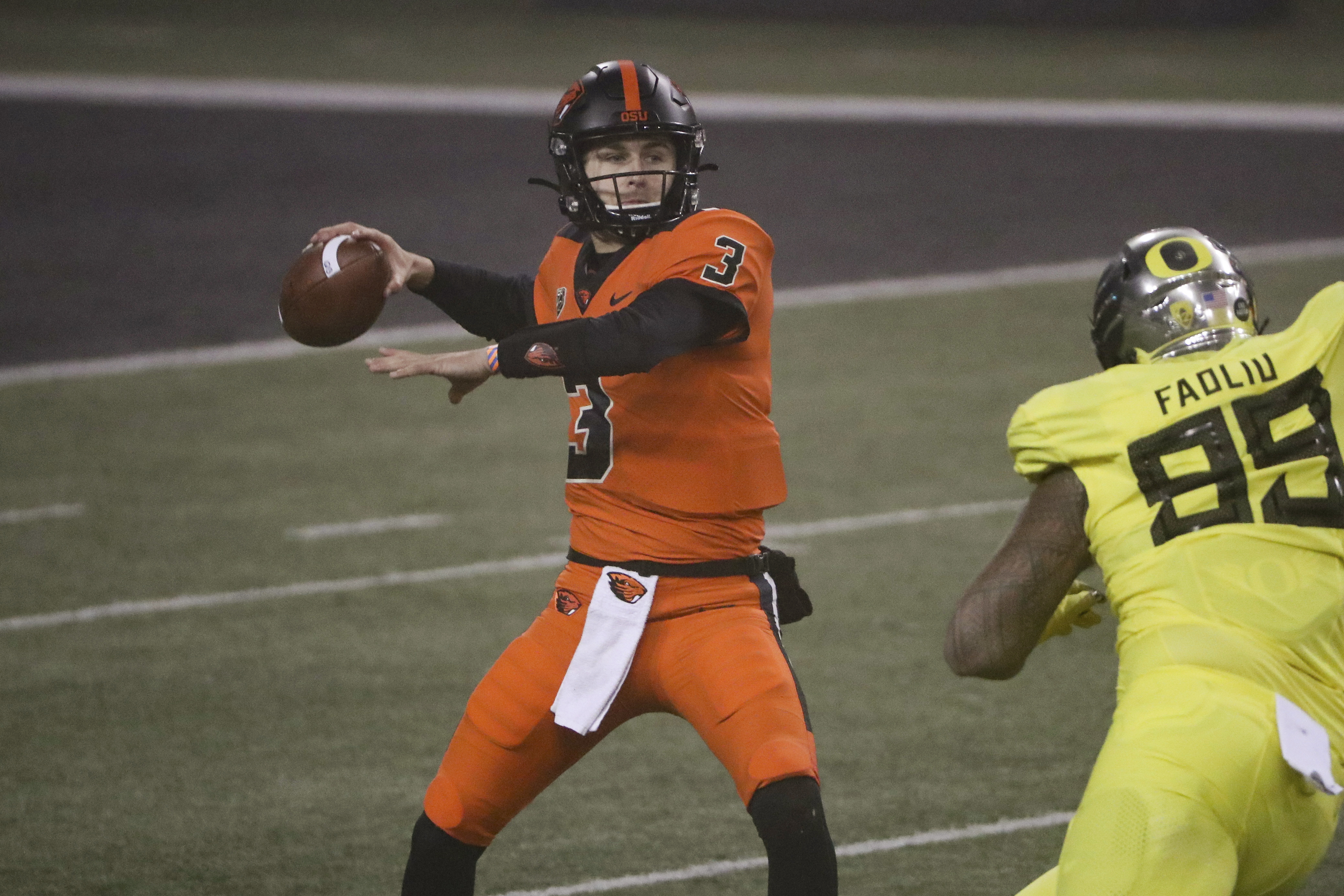 Oregon State upsets No. 9 Oregon 41-38 on Nolan's late run