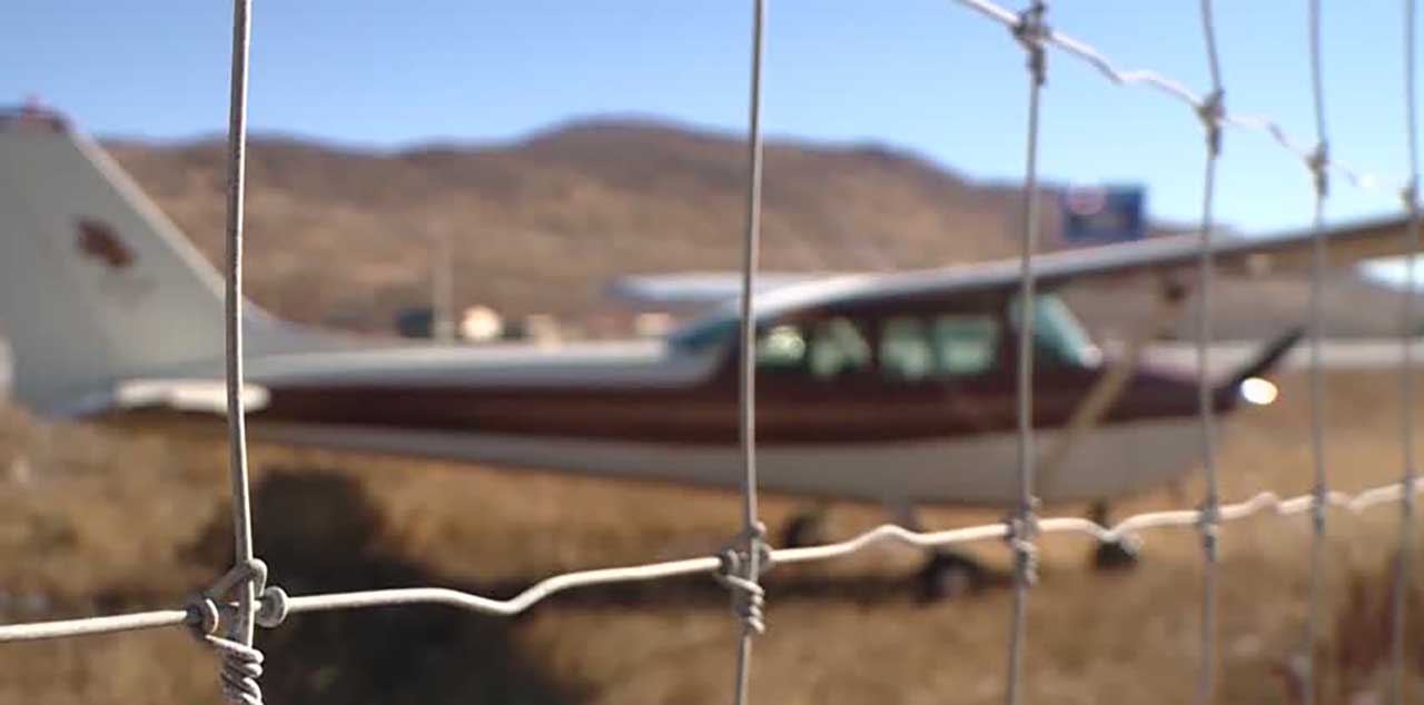 Driver describes slowing traffic before plane's emergency landing on I-80 - Vimarsana News