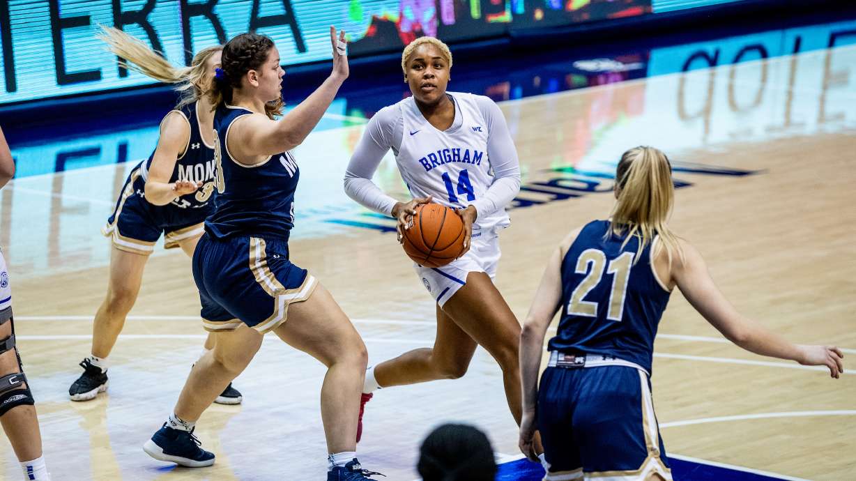 20-21WBKB vs Montana State 662
20-21WBKB vs Montana State
December 10, 2020
Photography by Claire Moore/BYU
© BYU PHOTO 2020
All Rights Reserved
photo@byu.edu (801)422-7322