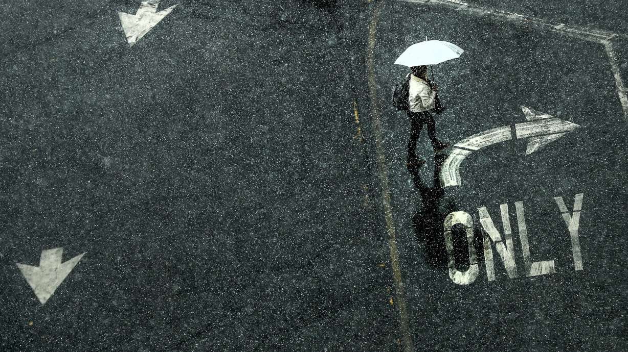 Overnight snow makes for slick, treacherous roads Saturday