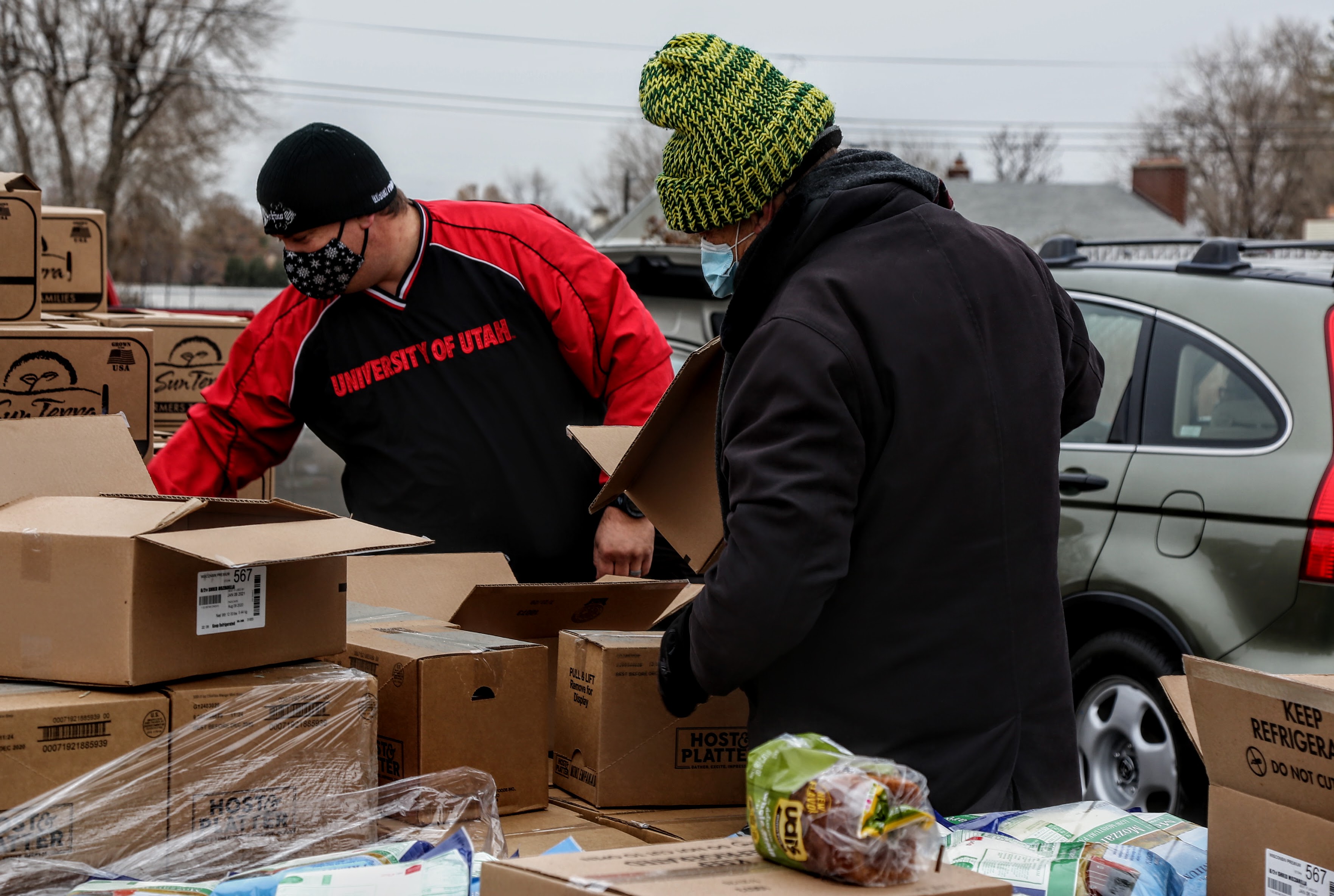 Local home builder makes hefty donation to Utah Food Bank and asks community to match
