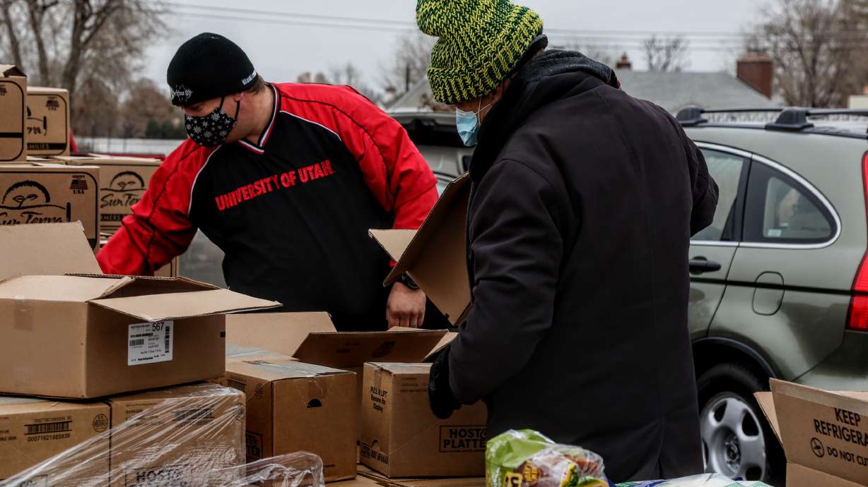 Local home builder makes hefty donation to Utah Food Bank and asks community to match