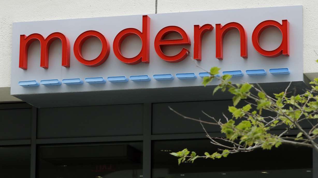 Moderna COVID-19 vaccine begins rollout as US races to broaden injection campaign