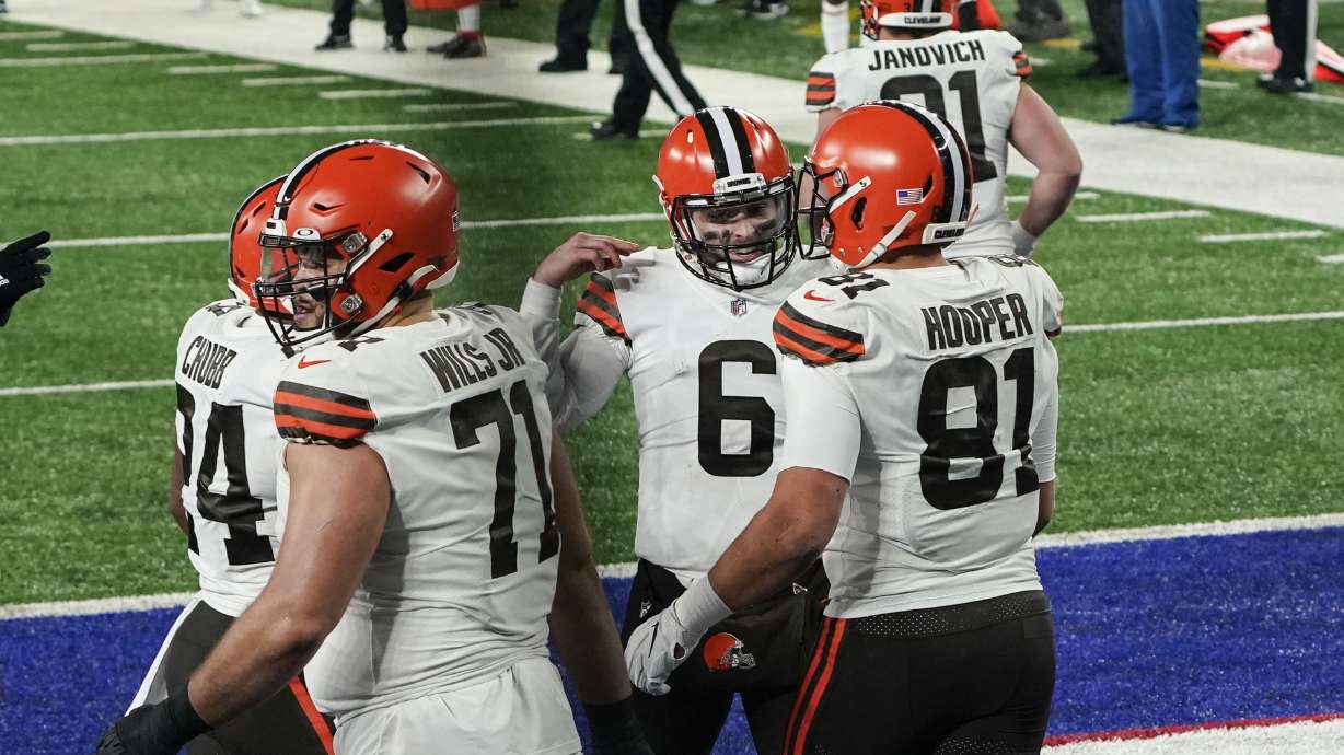Mayfield, Browns move closer to playoffs, top Giants 20-6