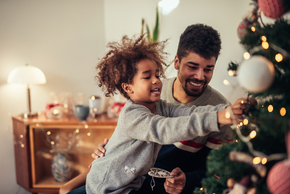 5 ways to remember loved ones during the holidays