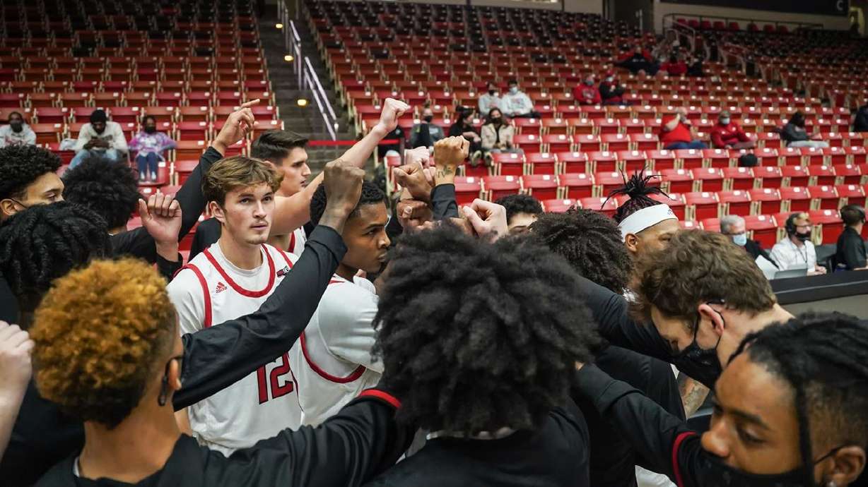 COVID-19 puts SUU's men's and women's basketball programs on pause