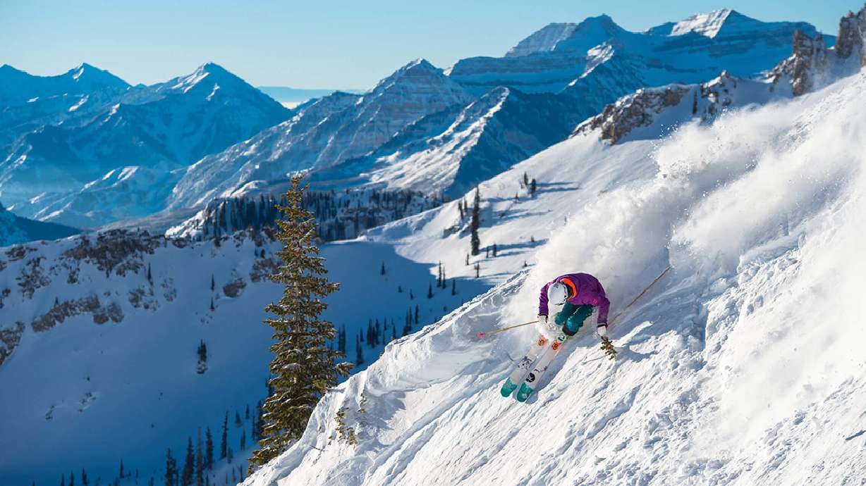 5 reasons a Utah ski-cation can be helpful for you and the economy