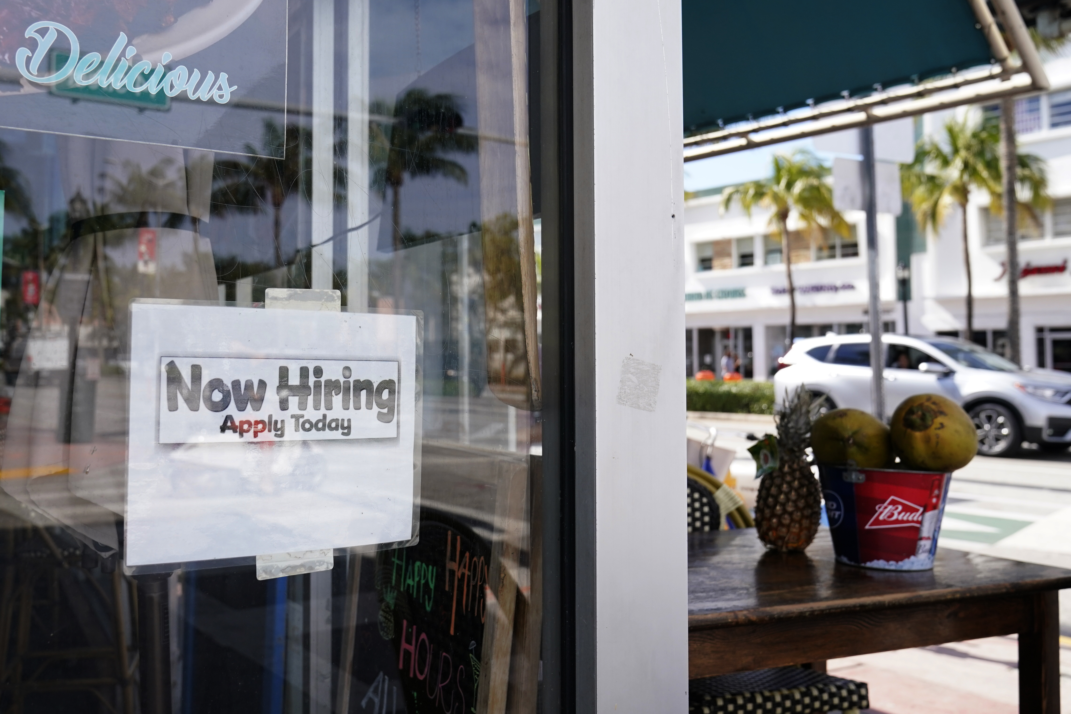 US loses 140,000 jobs, first monthly loss since spring