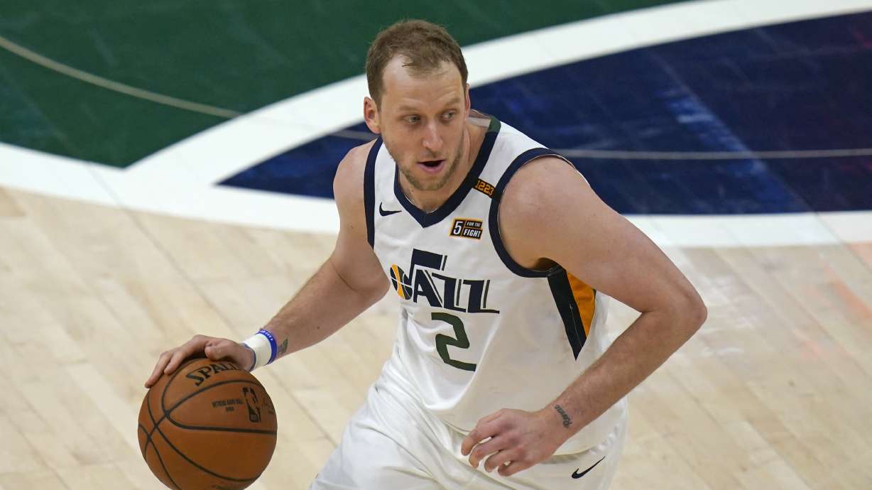 Utah Jazz forward Joe Ingles (2) plays against the Los Angeles Clippers during the second half of an NBA basketball game Friday, Jan. 1, 2021, in Salt Lake City. (AP Photo/Rick Bowmer)