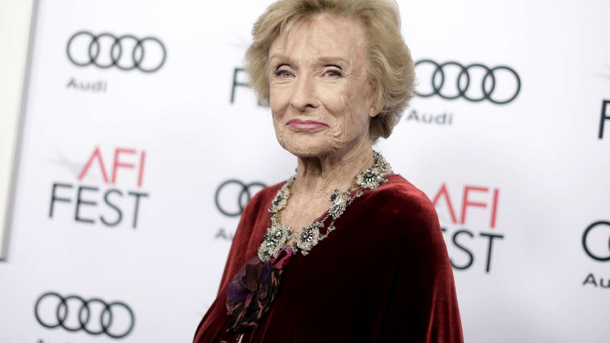 Oscar and Emmy-winning actor Cloris Leachman dies at 94