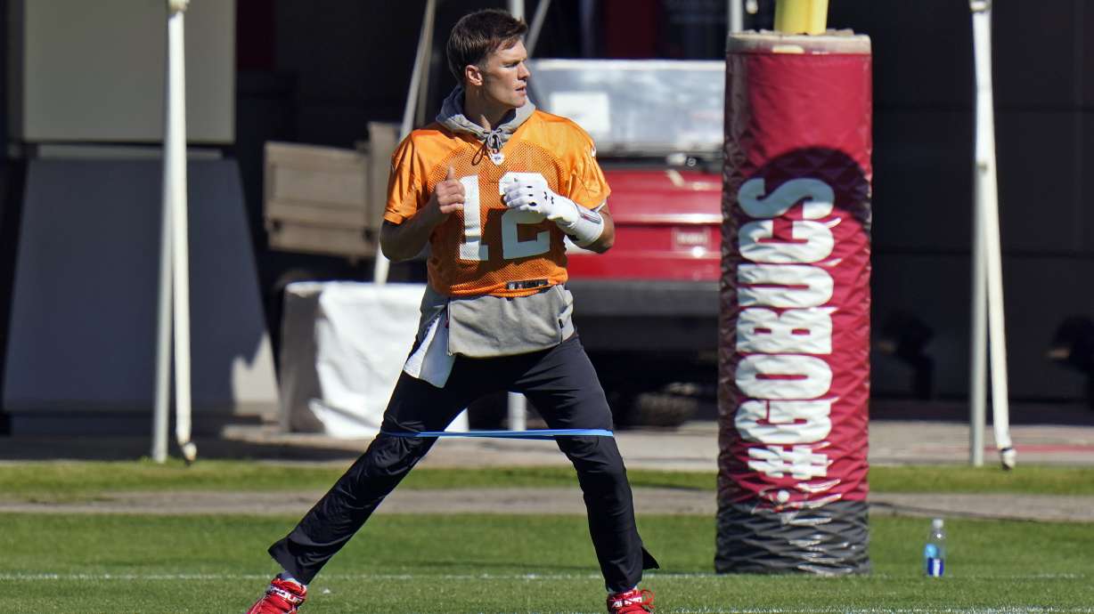 Brady's parents survived COVID-19, will attend Super Bowl