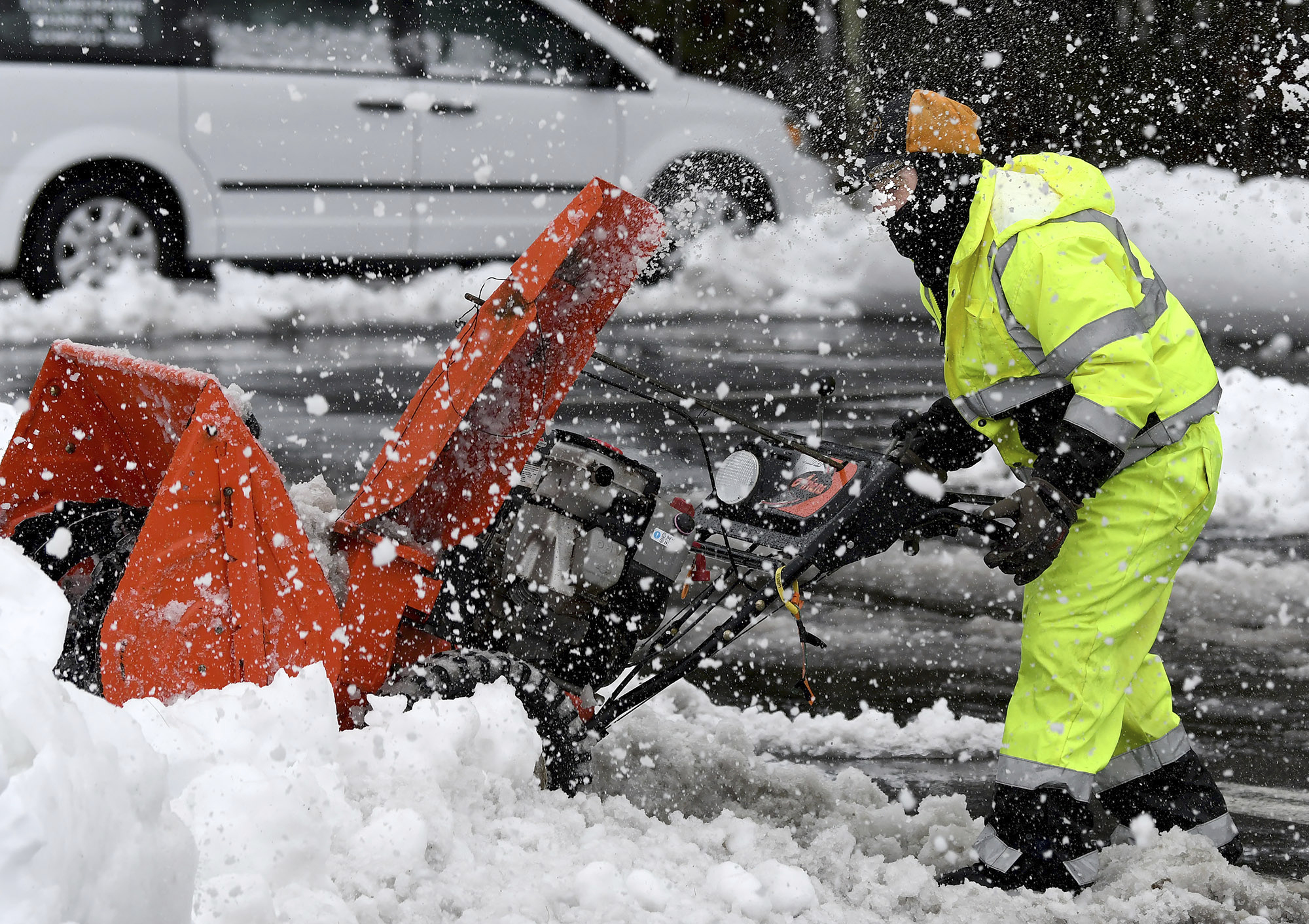 The Latest: Pennsylvania declares emergency for snow removal