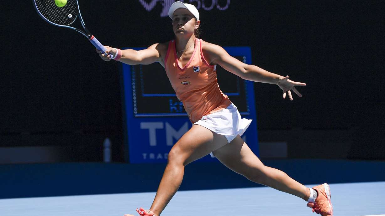 COVID case at Australian Open hotel cancels play at tuneups