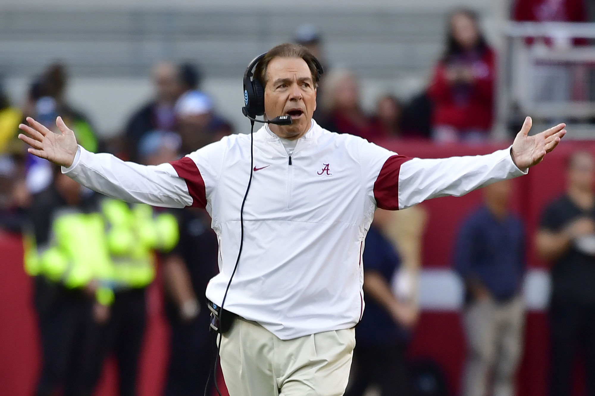 Alabama follows up title by finalizing star-studded class