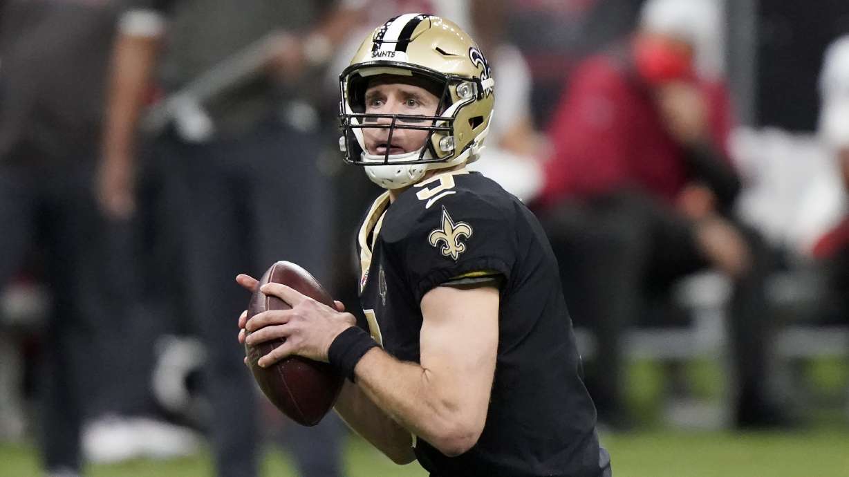 Brees renegotiates to help Saints with cap if he retires