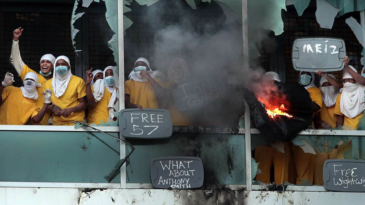 Activists in St. Louis call jail uprising 'act of courage'