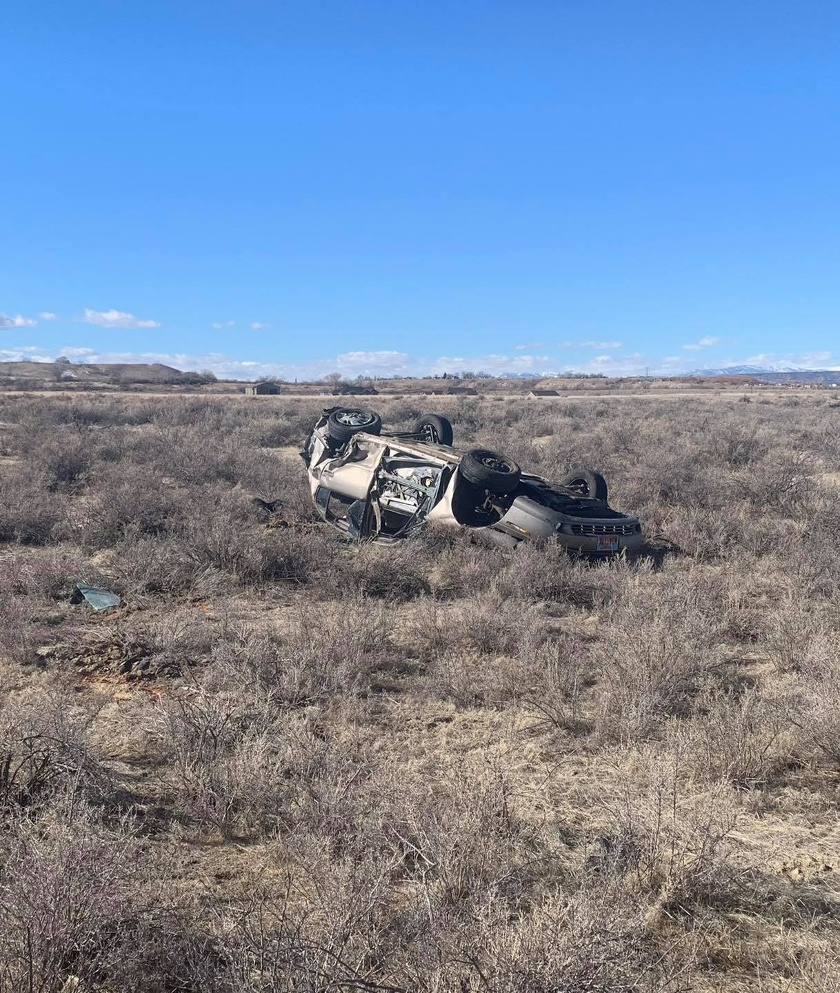 Rollover crash kills Uintah County man, dog