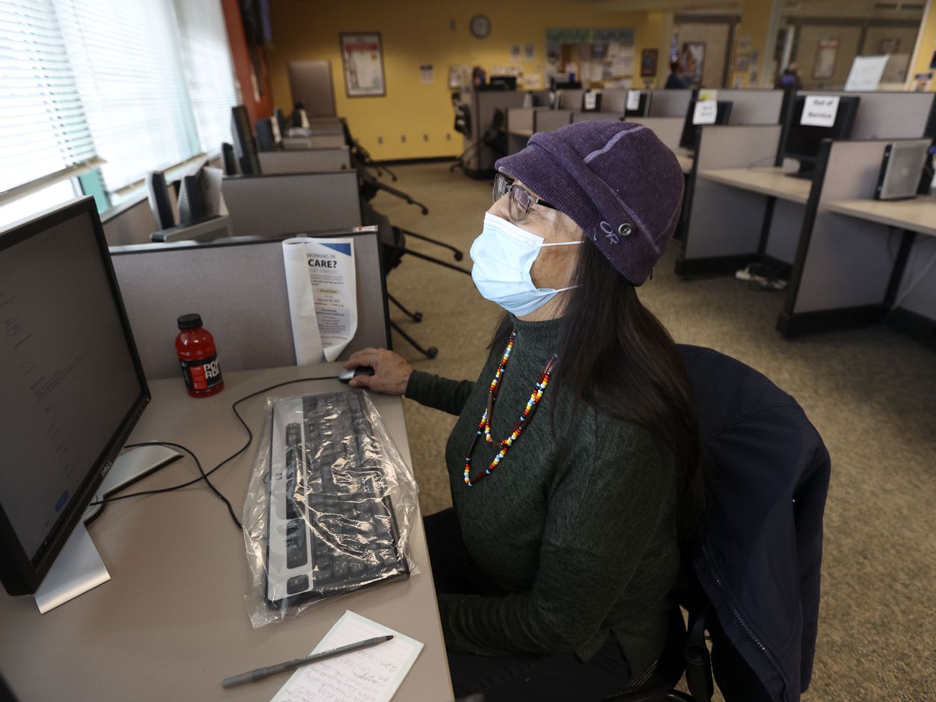 Weekly jobless claims hold steady at historically high levels for Utah