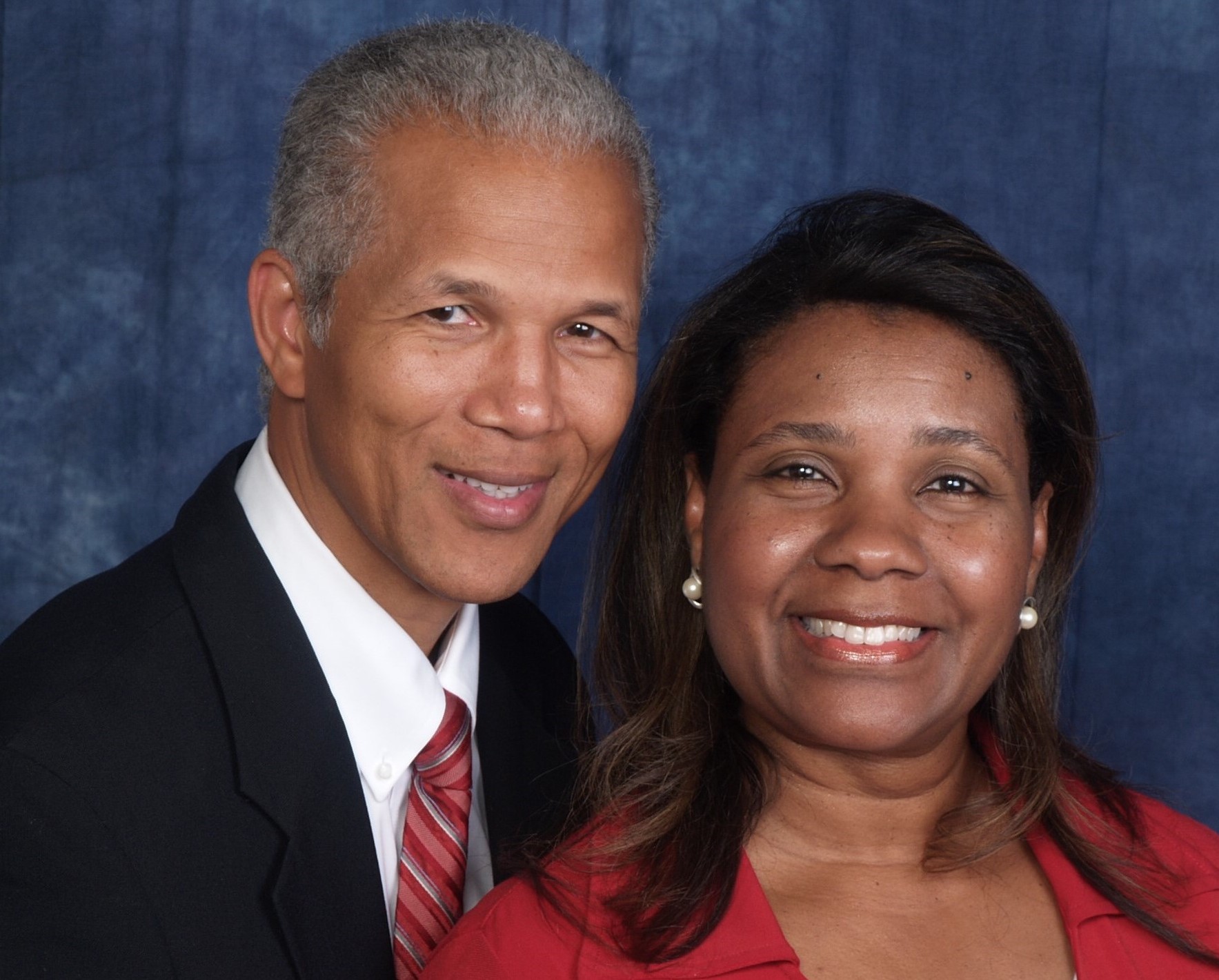President John D. and Sister Michelle E. Amos.