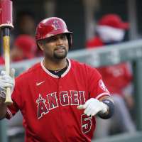 Pujols' wife suggests Angels slugger to retire after season