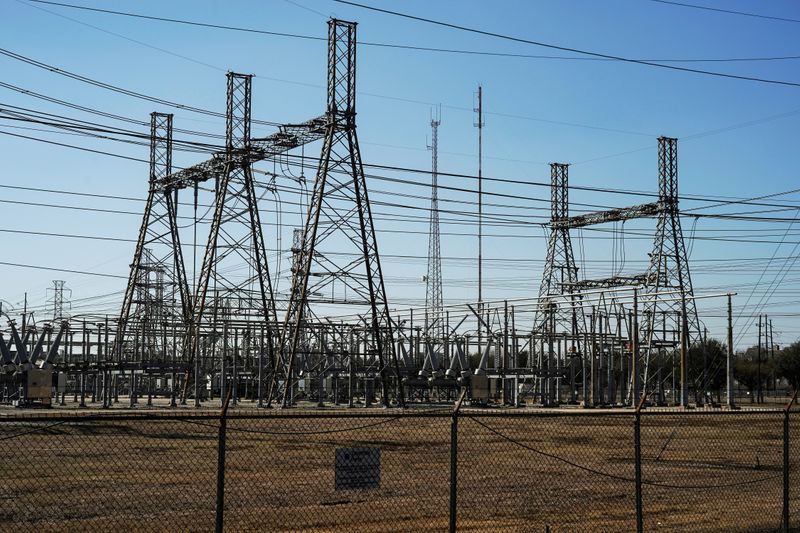 FILE PHOTO: An electrical substation is seen after winter weather caused electricity blackouts in Houston, Texas, U.S. February 20, 2021.  REUTERS/Go Nakamura/File Photo