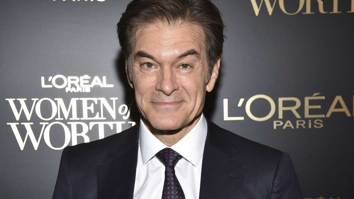 Dr. Oz aids police in resuscitating man at Newark airport