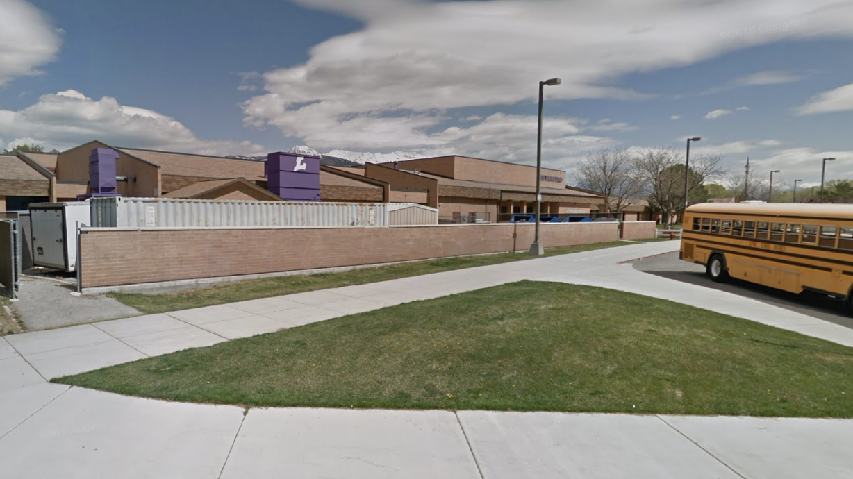 Police called after Lehi Junior High student brings a weapon to school