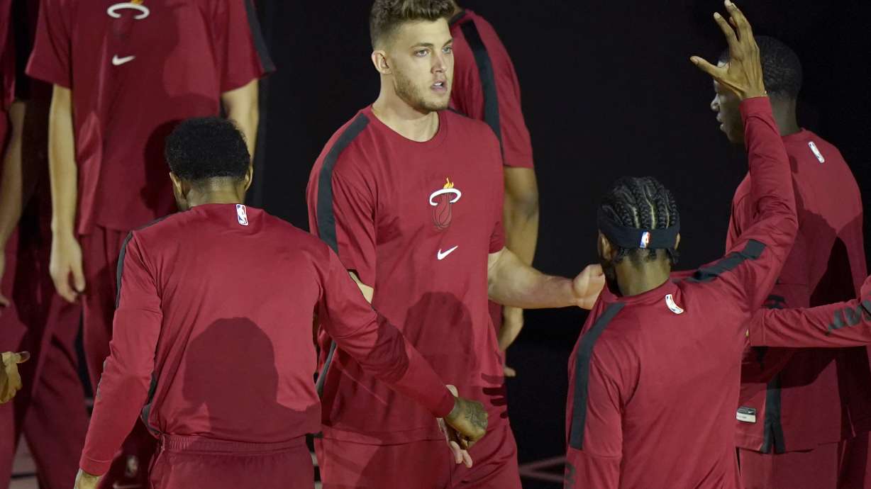 NBA fines Meyers Leonard $50,000 for anti-Semitic slur