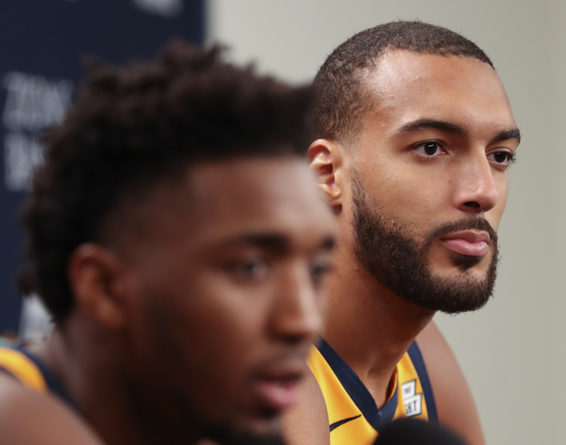 'The Know': Reporters Ryan Miller and Sarah Todd reflect on a year covering the Utah Jazz amid a pandemic