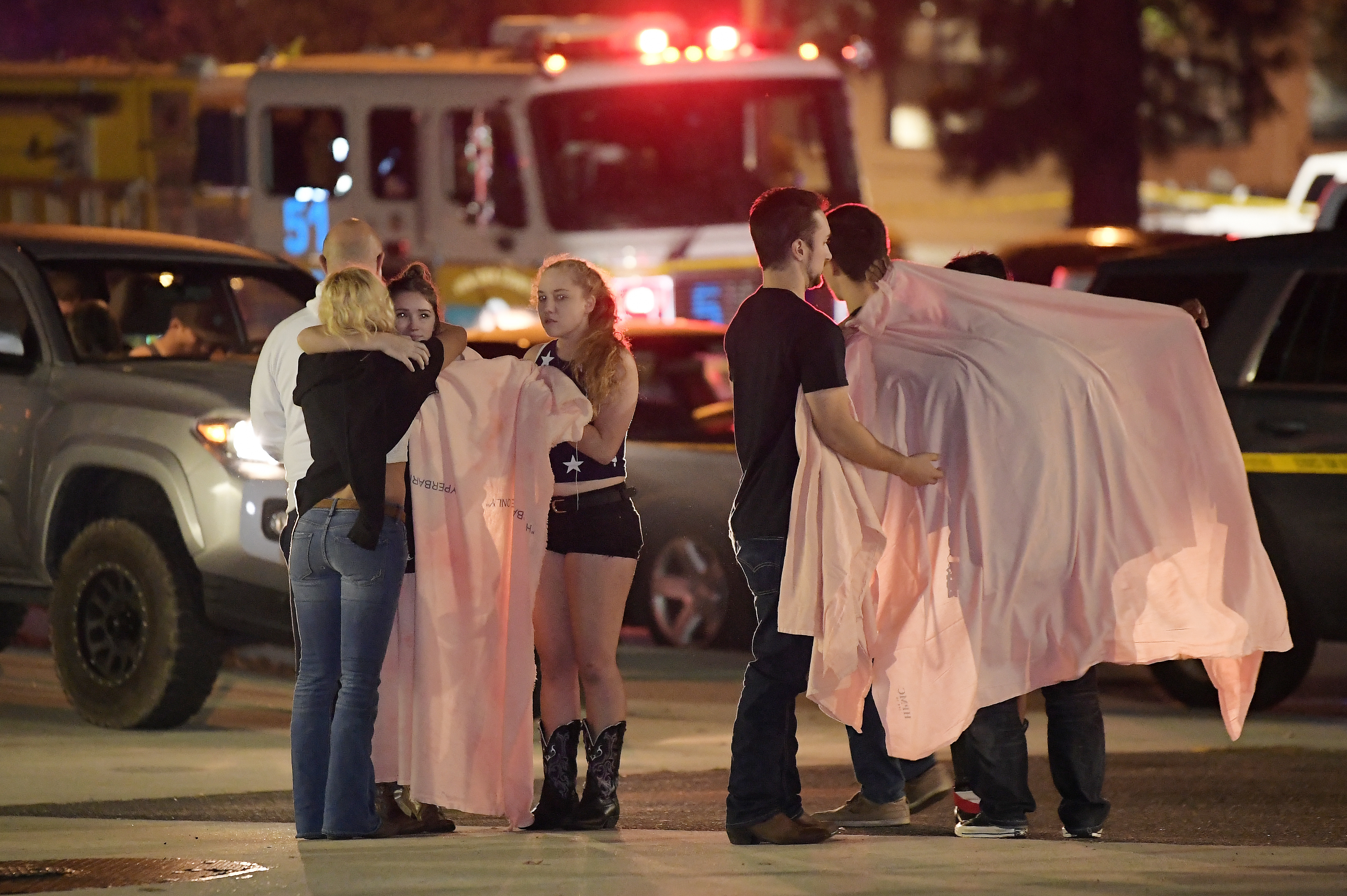Report: Confusion hindered California bar massacre response