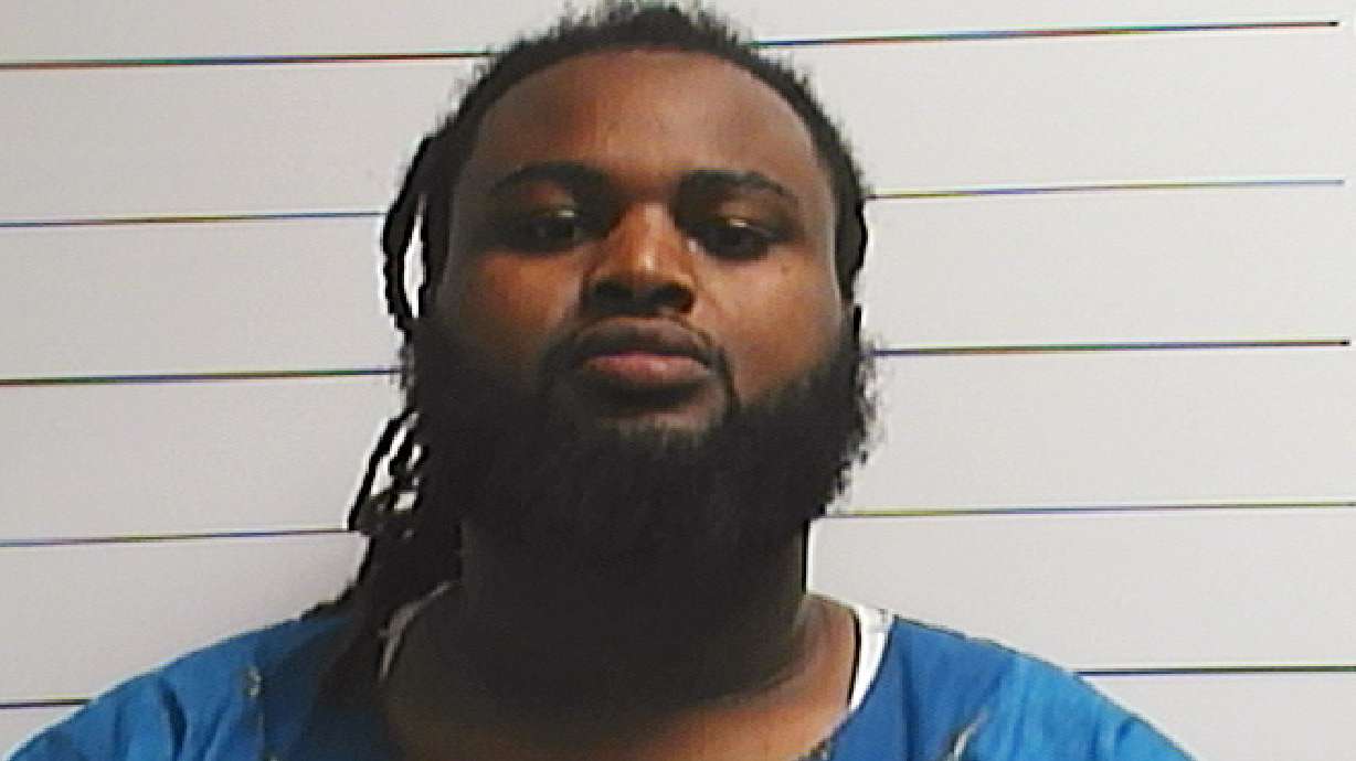 Bond set at $225,000 for man who shot ex-NFL star