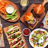 Bracket challenge: What's your favorite restaurant that's no longer around? Round of 32