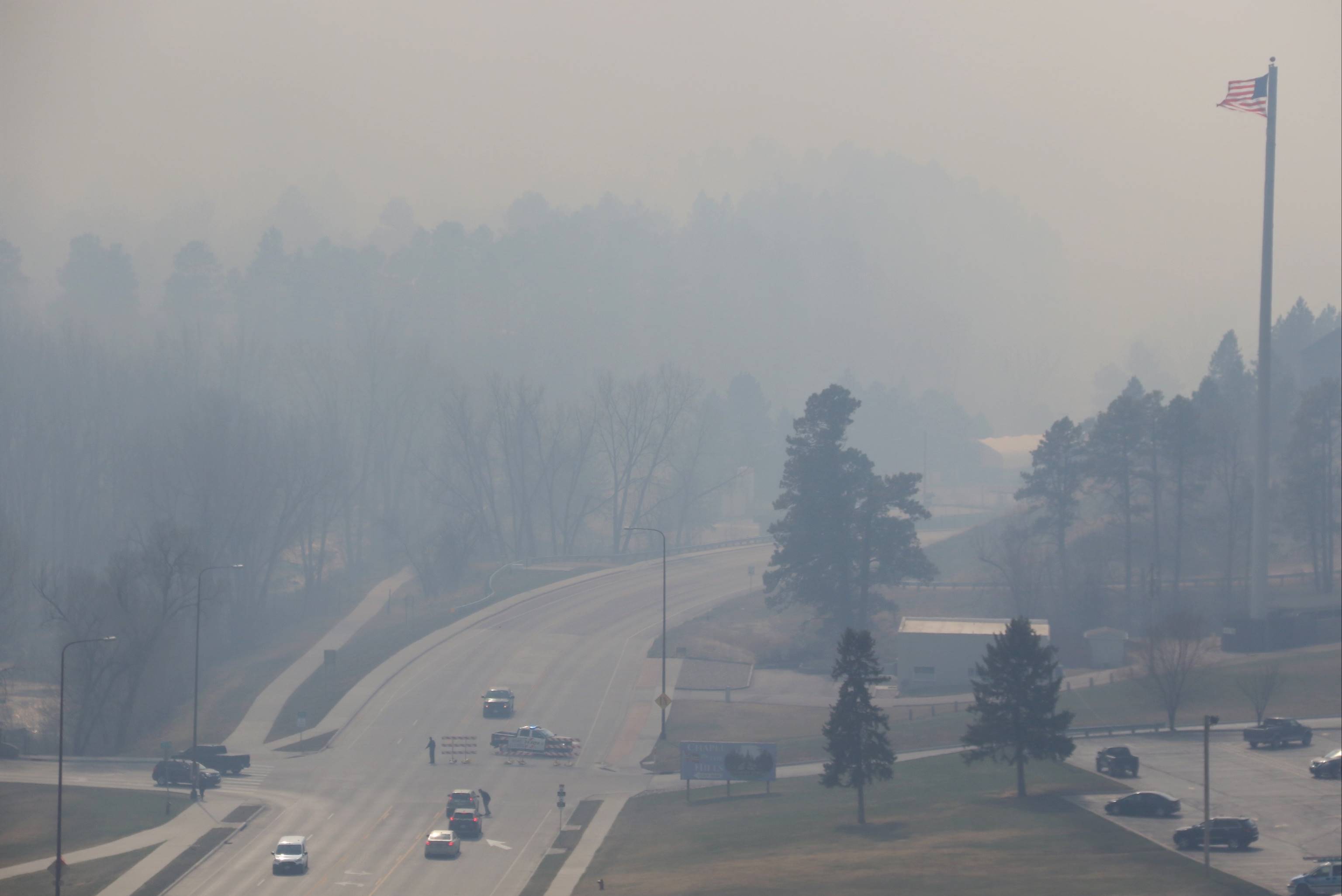 400 homes evacuated, Rushmore closed amid South Dakota fires