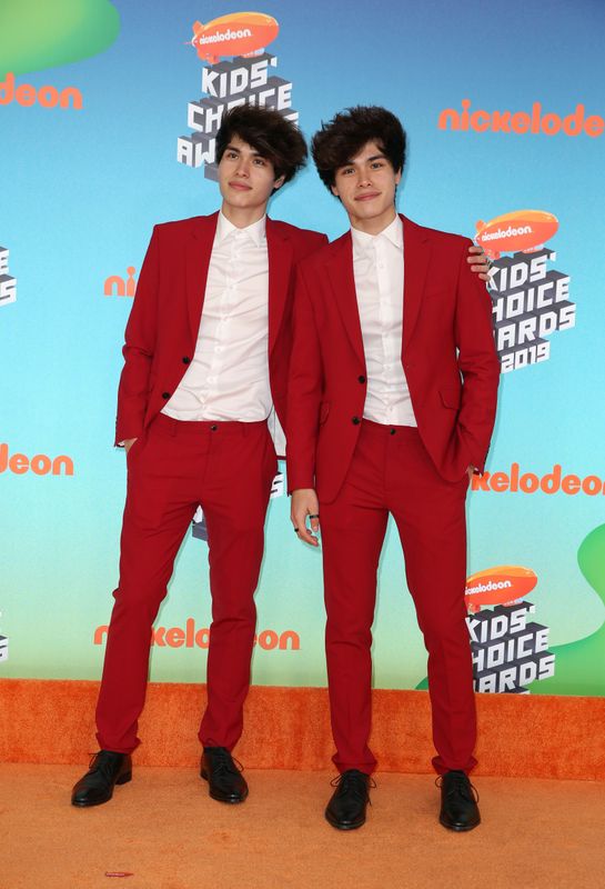 FILE PHOTO: 2019 Kids Choice Awards – Arrivals – Los Angeles, California, U.S., March 23, 2019 – Alan and Alex Stokes. REUTERS/Danny Moloshok