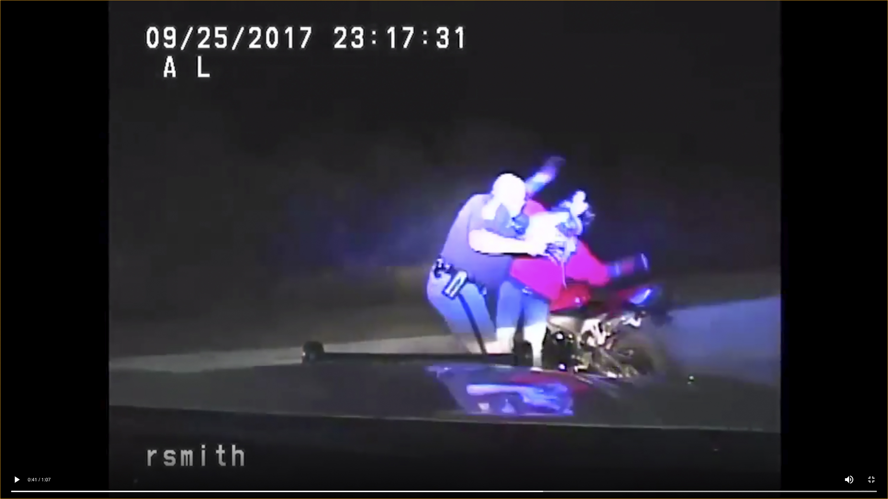 Iowa to pay $225,000 to settle lawsuit over trooper's force