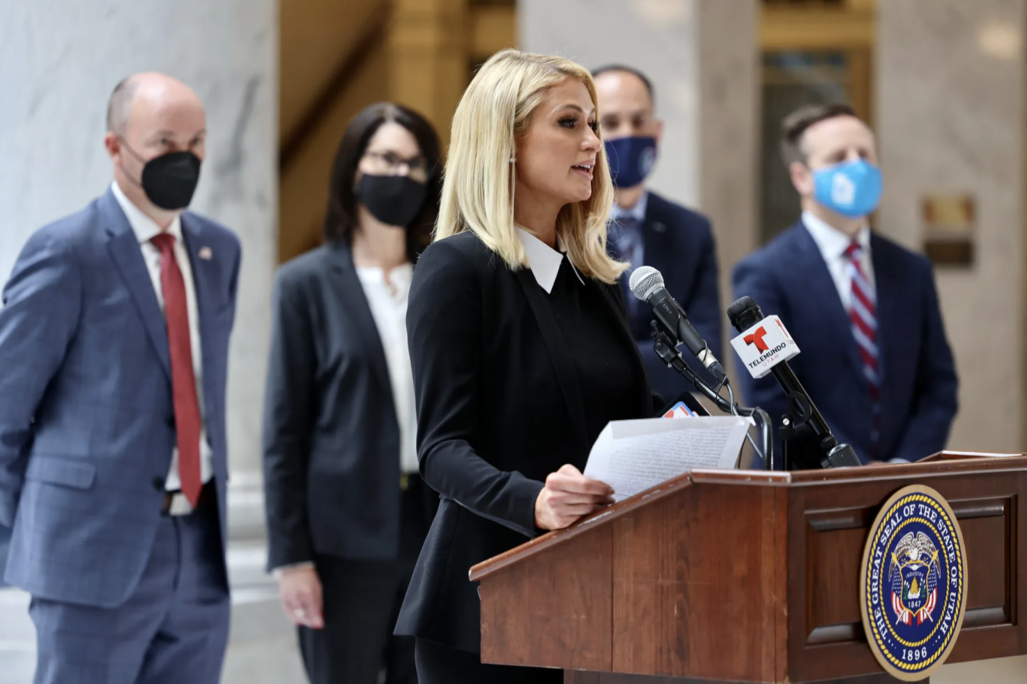 Paris Hilton returns to Utah for ceremonial bill signing to regulate troubled-teen centers - Vimarsana News