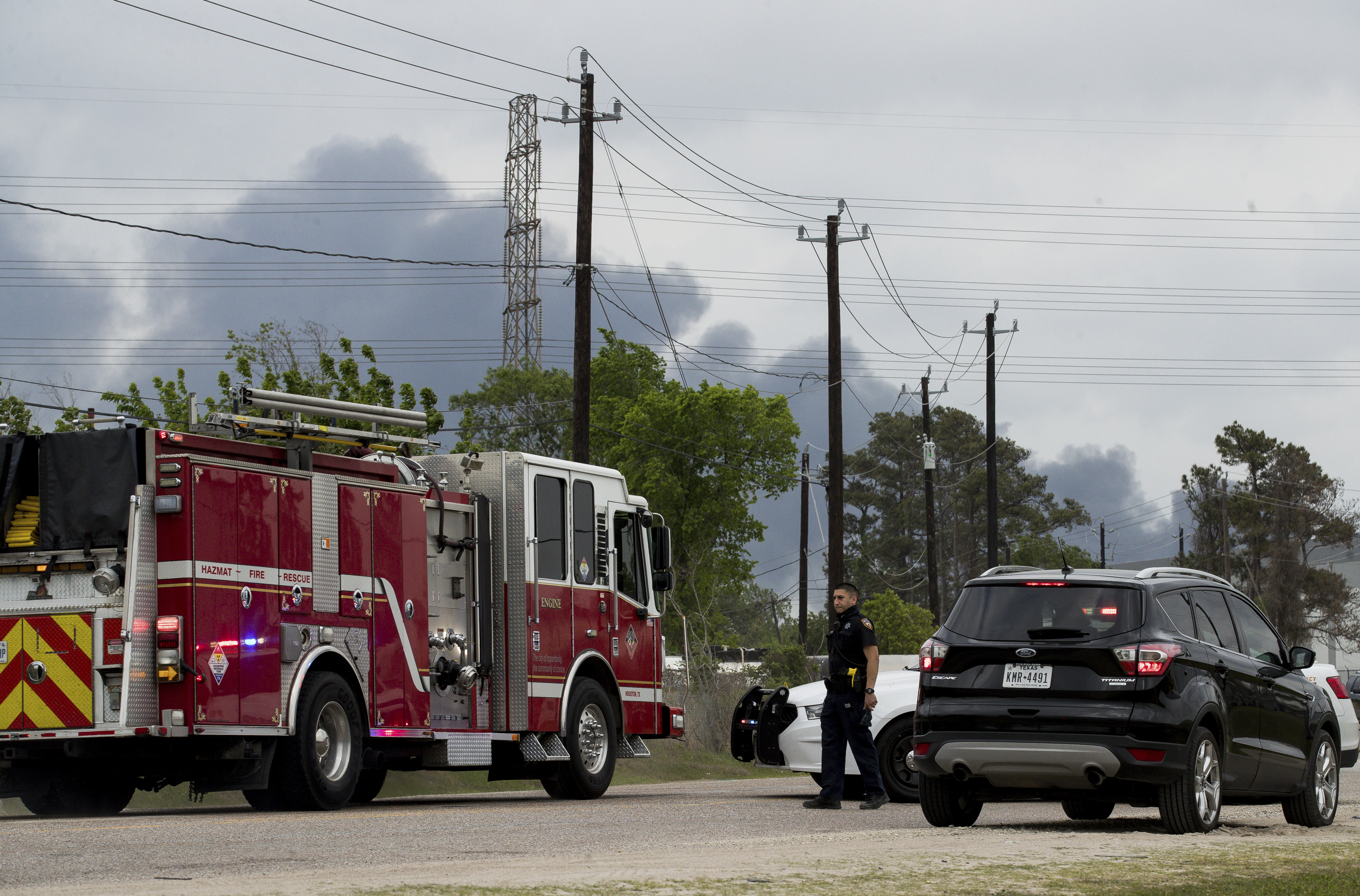 Firefighters battle Houston-area chemical fire for hours