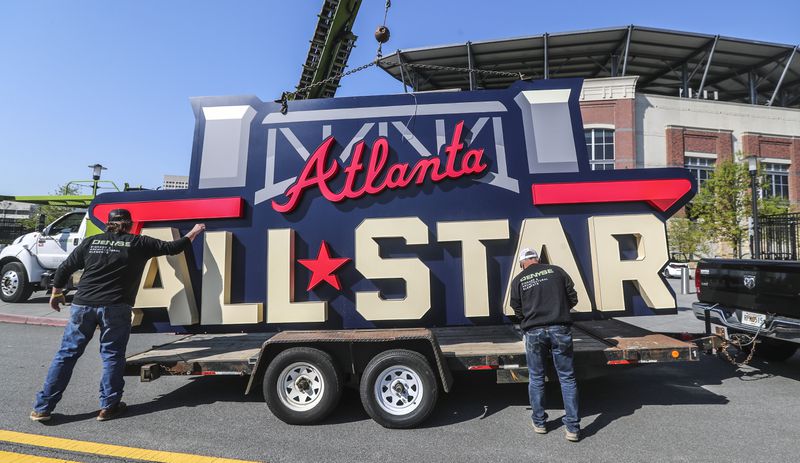Workers load an All-Star sign onto a trailer after it
was removed from Truist Park in Atlanta on Tuesday, April 6, 2021.
Republican Sens. Mike Lee, of Utah, join Ted Cruz, of Texas, and
Josh Hawley, of Missouri, announced plans Tuesday to introduce
legislation to take away baseball’s antitrust exemption after Major
League Baseball pulled its All-Star Game out of Atlanta to protest
Georgia’s controversial new voting law.
