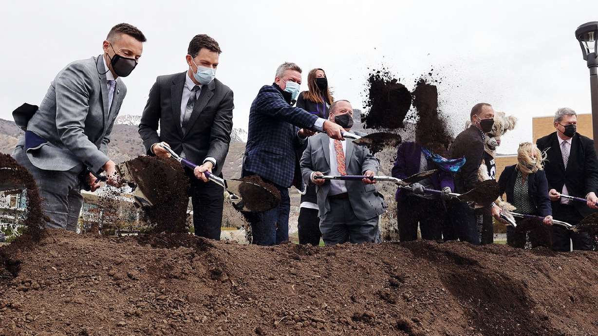 Officials with the Utah Transit Authority, the city of
Ogden, Weber State University and McKay-Dee Hospital break ground
for the Ogden/WSU bus rapid transit system at Weber State’s
Browning Center in Ogden on Tuesday, April 13, 2021.