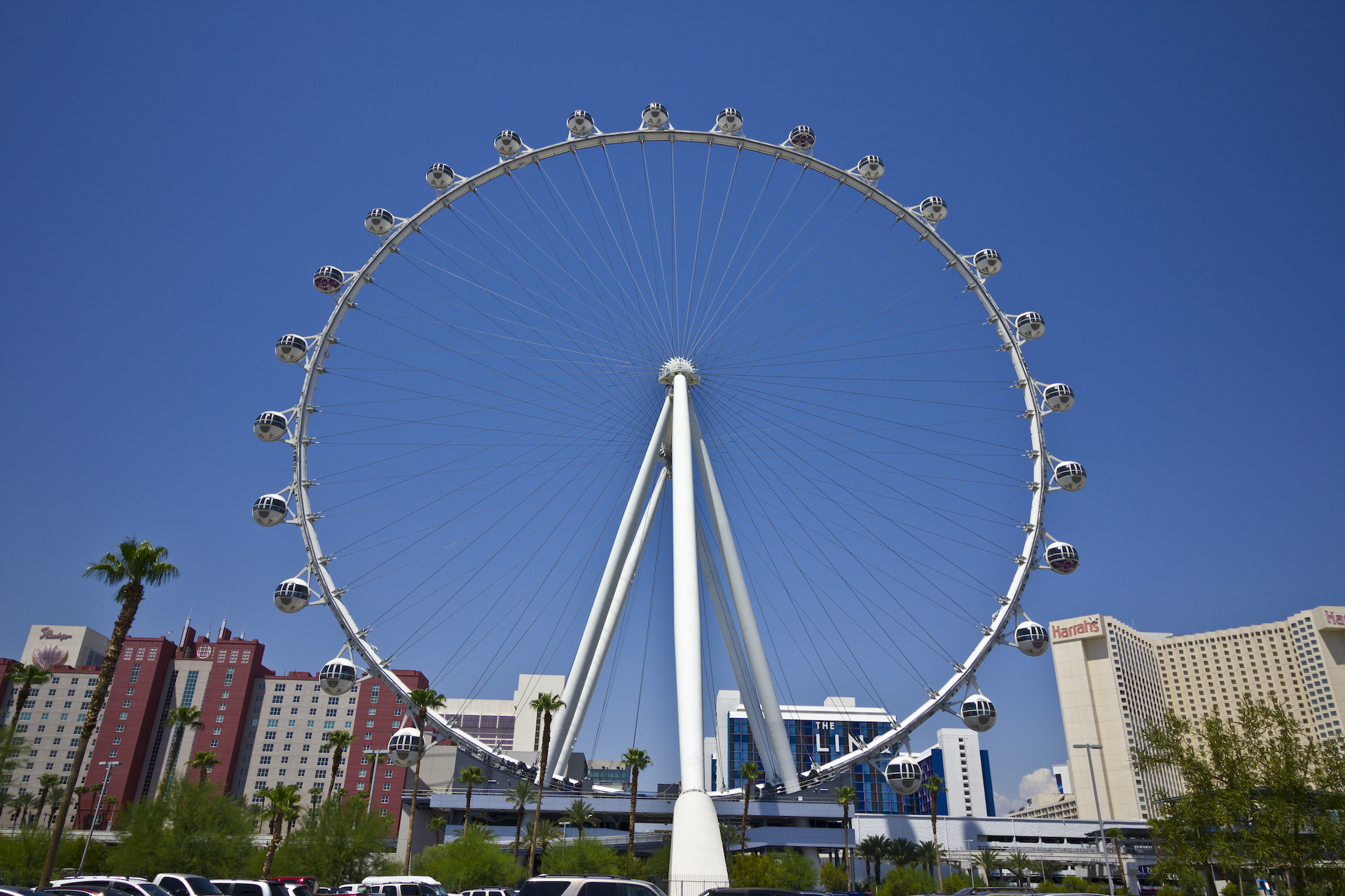 It takes half an hour to make a complete revolution in the High Roller Observation Wheel, which is plenty of time to be treated to stunning views of the city in all directions.