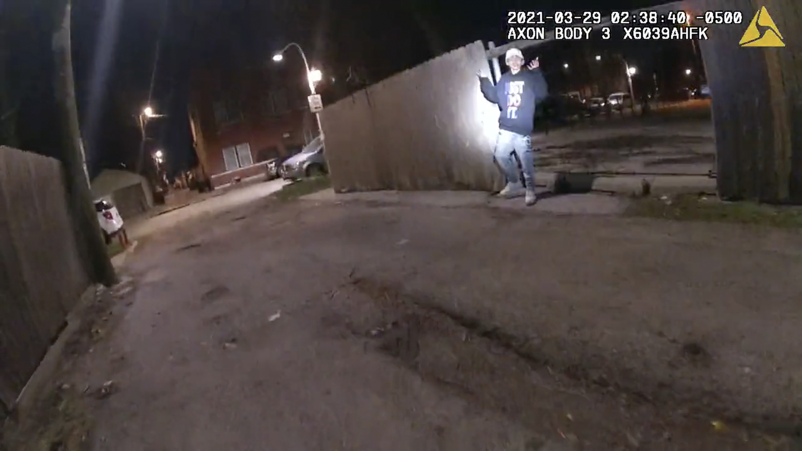 Chicago police critics call for charges in shooting of boy